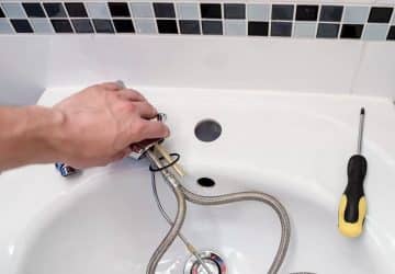 Why Hire Professional Blocked Drain Plumber For Your Home? – Part 1